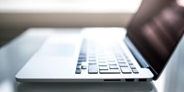 Why Mortgage Brokers Are Embracing Software and Networks
